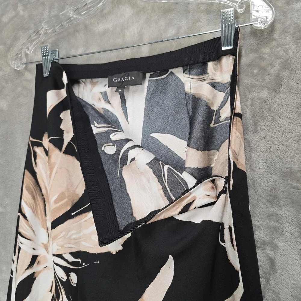 Gracia Maxi Skirt Women M Black Floral Satin Side Zip Boho Resort Minimalist‎